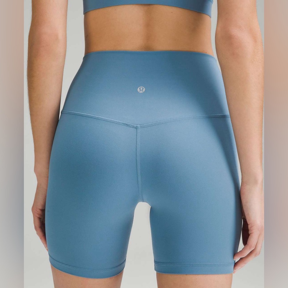 🩵 Lululemon Align High-Rise Short 6"
